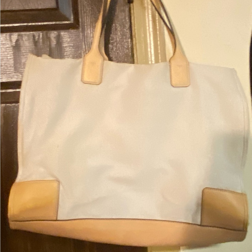 Tory Burch tote - Picture 2 of 6